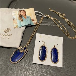 Necklace & earring set (gently used)